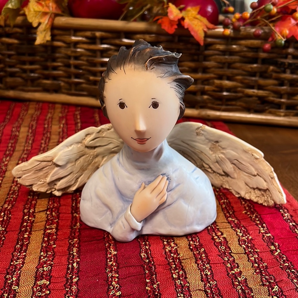 Journey of Grace “Thankful” Sculpture by Demdaco 2005 Medium Bust EUC